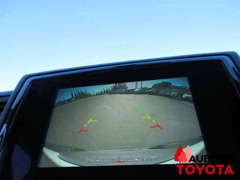 Used 2022 Nissan Frontier S w/ Technology Package image 18