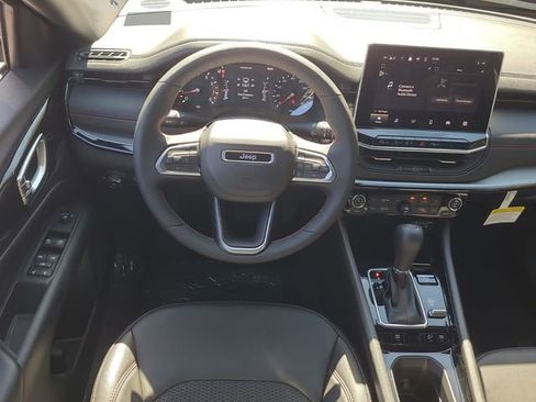 New 2026 Jeep Compass Trailhawk image 9