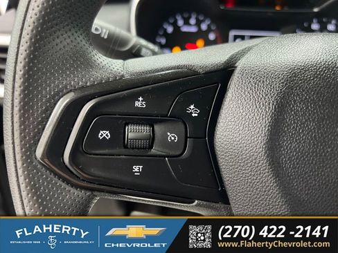 Used 2023 Chevrolet TrailBlazer LT FWD image 23