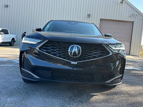 New 2026 Acura MDX SH-AWD image 2