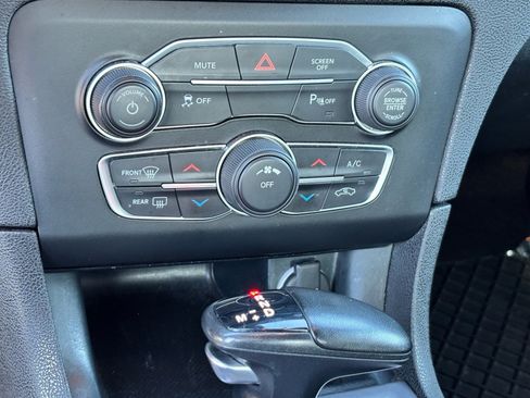Used 2023 Dodge Charger SXT image 26