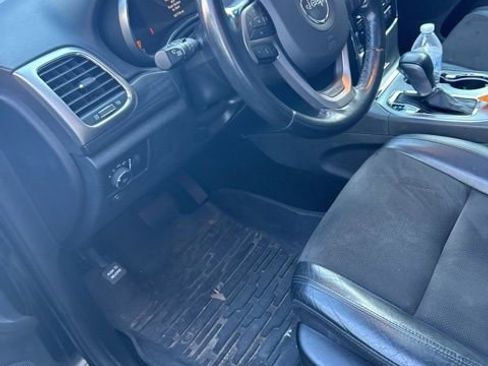 Used 2020 Jeep Grand Cherokee Altitude image 9