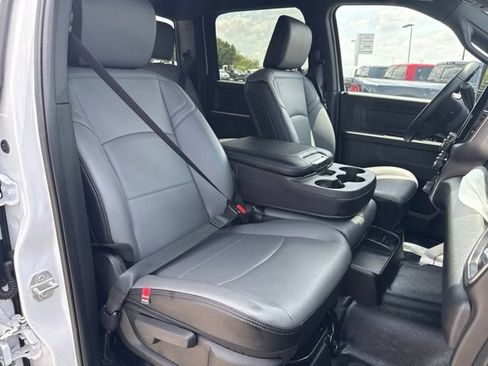 New 2026 RAM 2500 Tradesman w/ Chrome Appearance Group AWD/4WD image 12