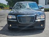 Used 2013 Chrysler 300 image 3