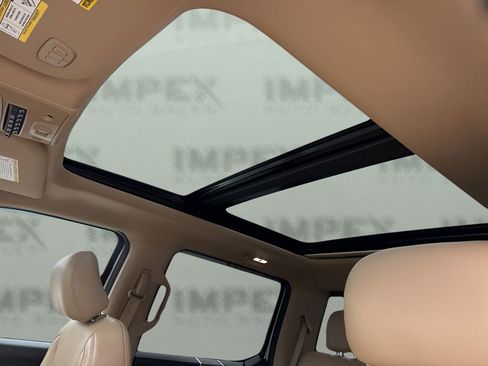 Used 2017 Ford F350 Lariat w/ Lariat Ultimate Package image 12