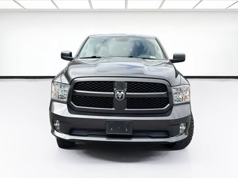 Used 2019 RAM 1500 Express AWD/4WD image 2