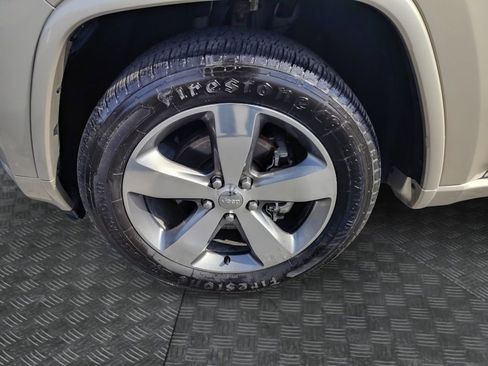 Used 2015 Jeep Grand Cherokee Overland w/ Trailer Tow Group IV image 23