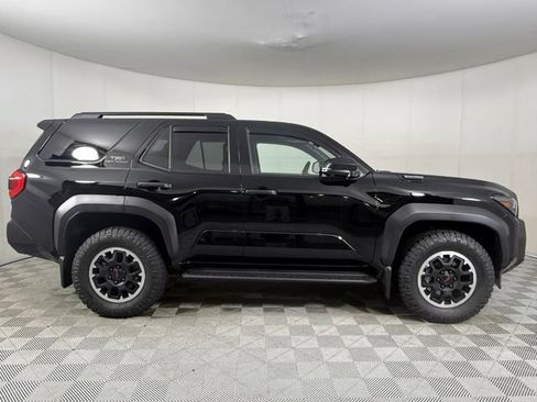 Used 2026 Toyota 4Runner TRD Off-Road Premium AWD/4WD image 9