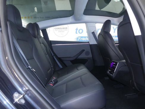 Used 2024 Tesla Model 3 image 18