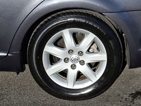 Used 2009 Toyota Avalon Limited image 6