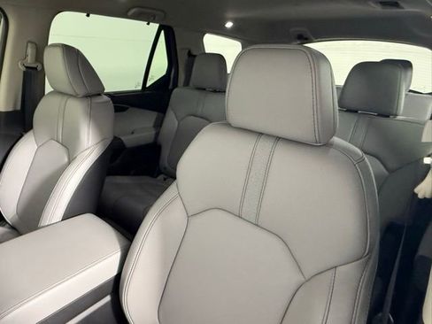 Used 2025 Honda Pilot EX-L image 27