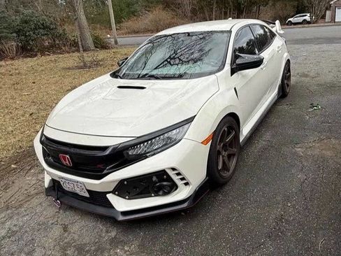Used 2019 Honda Civic Type R image 2