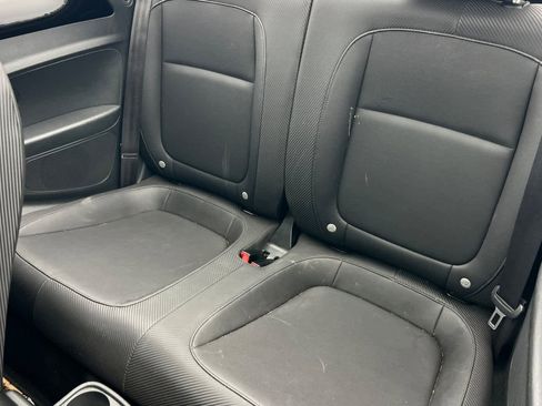 Used 2014 Volkswagen Beetle 2.5 image 5