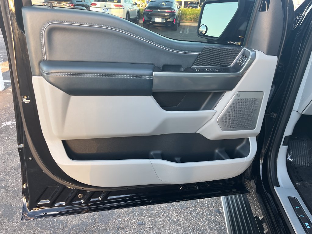 Used 2022 Ford F150 Limited AWD/4WD image 10