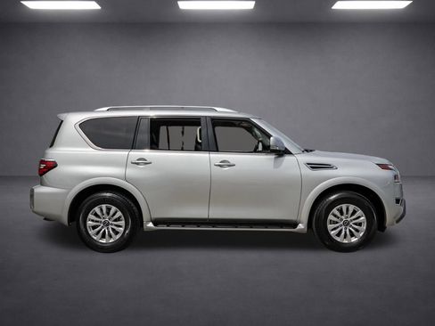 Used 2024 Nissan Armada SV RWD image 3