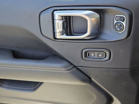 New 2026 Jeep Gladiator Sport AWD/4WD image 24