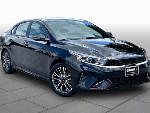 Used 2023 Kia Forte GT-Line FWD image 3