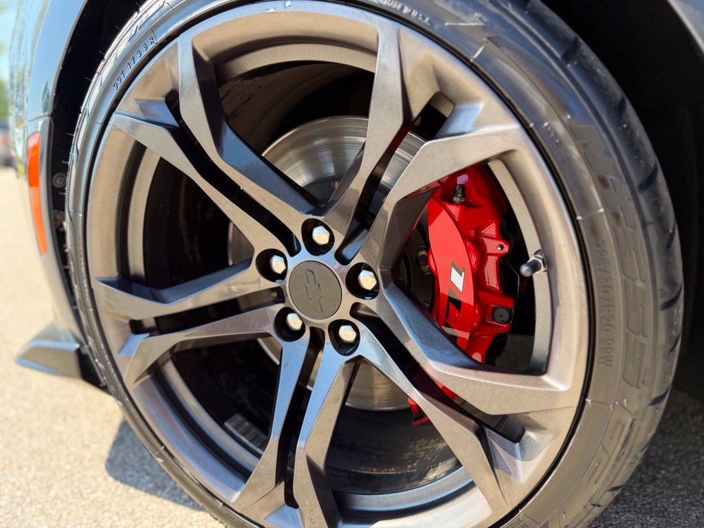 Used 2019 Chevrolet Camaro SS RWD image 29