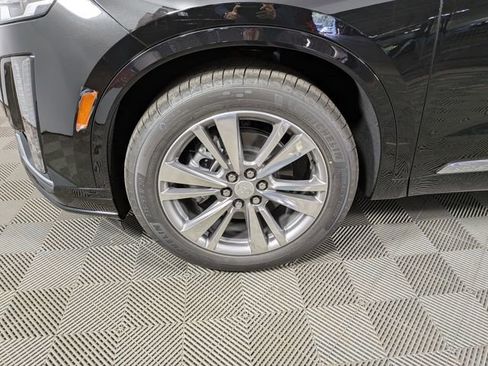New 2025 Cadillac XT6 Premium Luxury w/ LPO, Floor Liner Package image 37