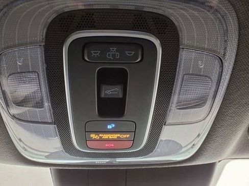 Used 2025 Hyundai Elantra SEL image 23