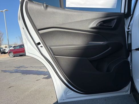 New 2026 Chevrolet Trax LT w/ Driver Confidence Package image 21