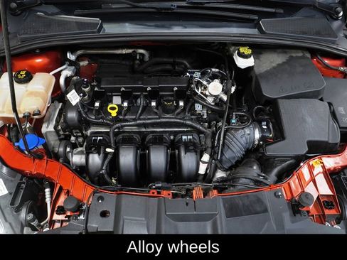Used 2018 Ford Focus Titanium FWD image 12