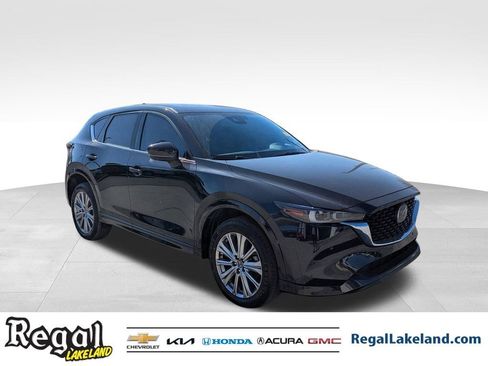 Used 2023 MAZDA CX-5 Signature image 1