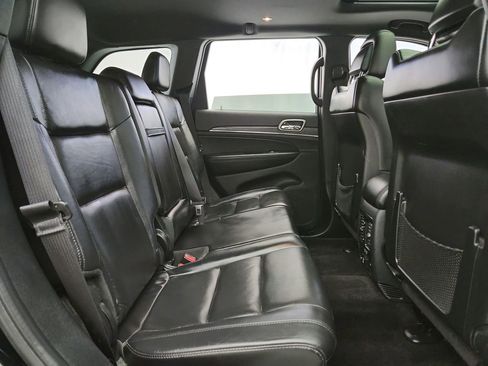 Used 2018 Jeep Grand Cherokee Limited AWD/4WD image 31