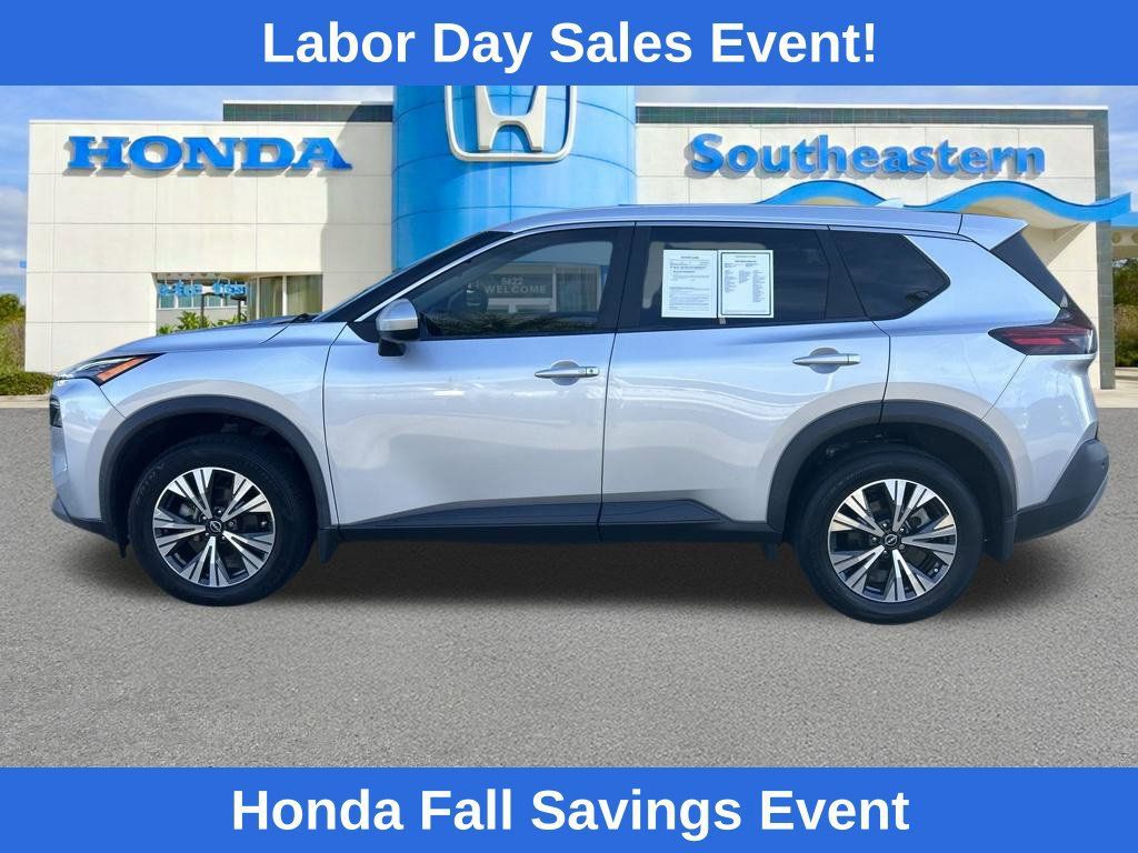 Used 2023 Nissan Rogue SV FWD image 6