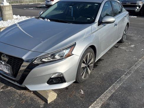 Used 2019 Nissan Altima 2.5 SL image 3