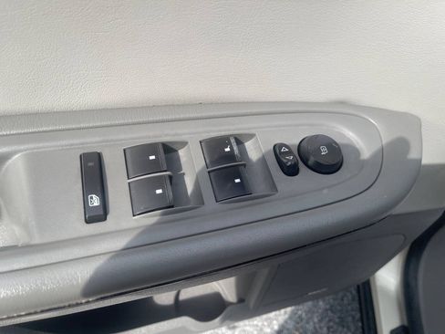 Used 2014 GMC Acadia SLT FWD image 12