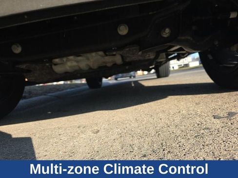 Used 2023 Ford Expedition Limited image 20