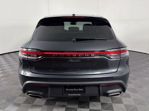 Certified 2026 Porsche Macan AWD/4WD image 10