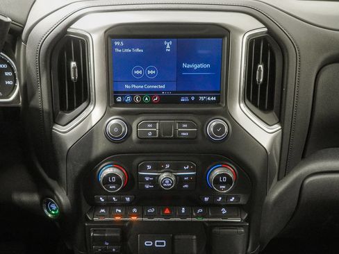 Used 2019 Chevrolet Silverado 1500 LTZ AWD/4WD image 27