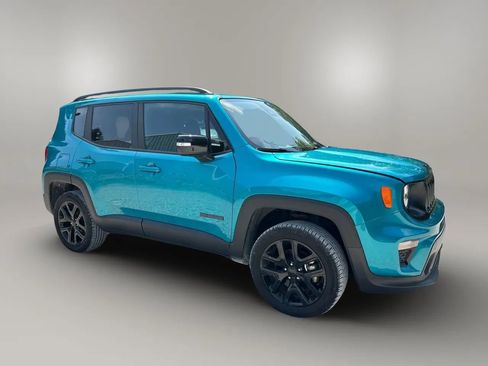 Used 2022 Jeep Renegade Altitude image 11