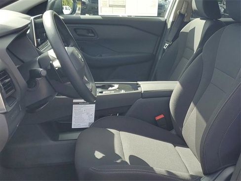 New 2026 Nissan Rogue S image 11