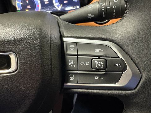 Used 2024 Jeep Compass Limited w/ Elite Group image 18