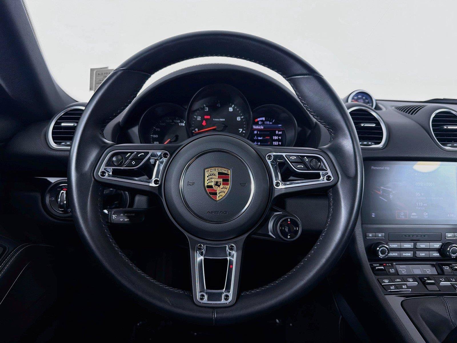 Certified 2024 Porsche 718 Cayman RWD image 11