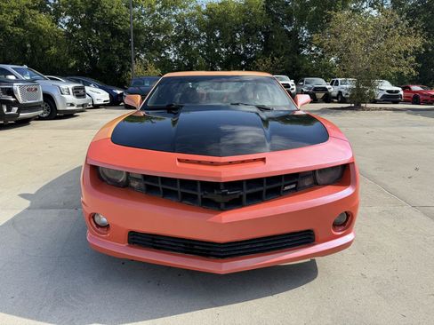 Used 2010 Chevrolet Camaro SS w/ RS Package RWD image 2