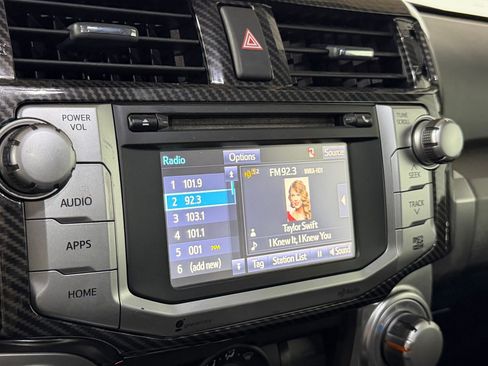 Used 2015 Toyota 4Runner SR5 AWD/4WD image 22