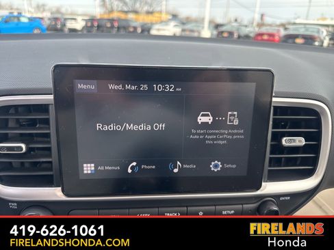 Used 2025 Hyundai Venue SEL image 23