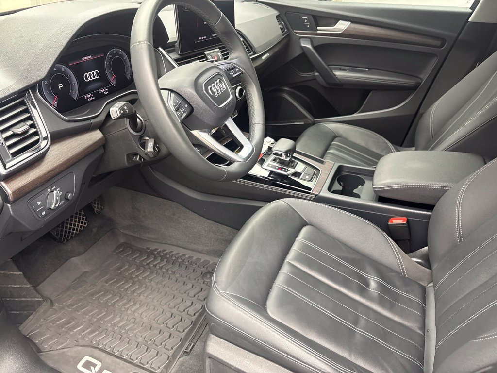 Used 2023 Audi Q5 2.0T Premium Plus AWD/4WD image 14
