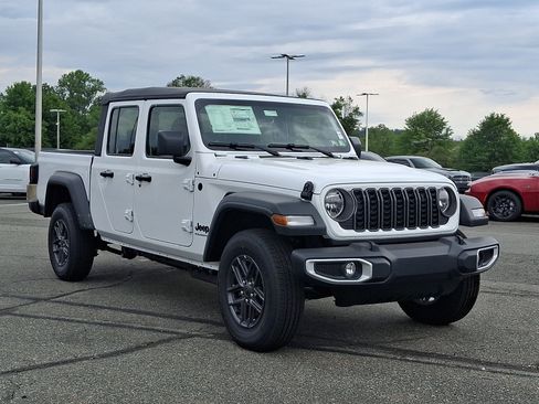 Used 2026 Jeep Gladiator Sport AWD/4WD image 1