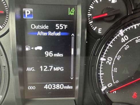 Used 2024 Toyota 4Runner SR5 image 23