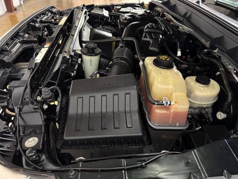 Used 2016 Ford F250 XLT w/ FX4 Off-Road Package image 56