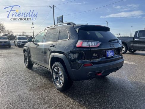 Used 2019 Jeep Cherokee Trailhawk w/ Cold Weather Group AWD/4WD image 6