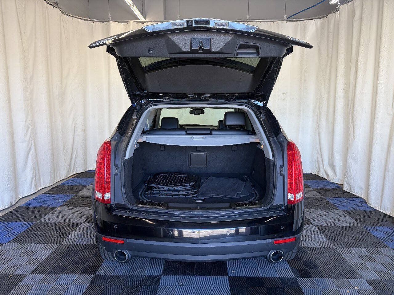 Used 2012 Cadillac SRX Luxury FWD image 9