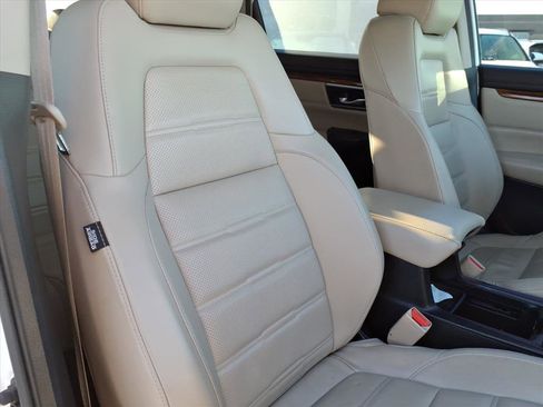 Used 2017 Honda CR-V Touring image 12