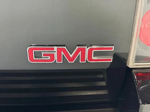 Used 2012 GMC Yukon XL Denali AWD/4WD image 10