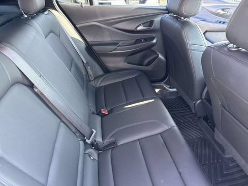 Used 2025 Buick Envista Sport Touring FWD image 6